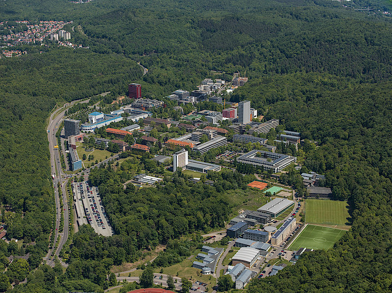 Datei:Universität des Saarlandes Campus.jpg